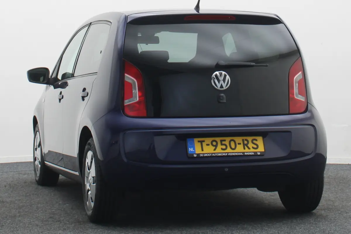 Up! 1.0 move up! 75 PK BlueMotion 5-Deurs, Airco, Cruise, Stoelverwarming, Bluetooth, Navigatie, PDC