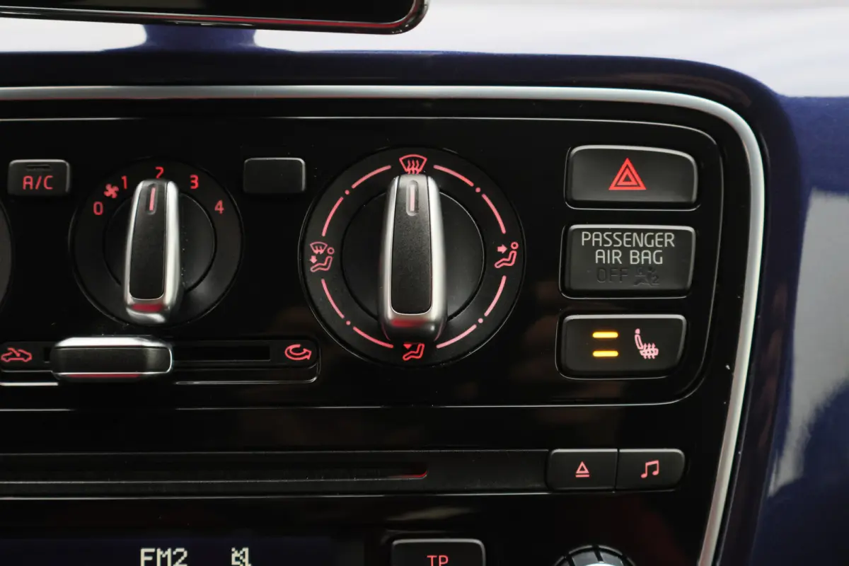 Up! 1.0 move up! 75 PK BlueMotion 5-Deurs, Airco, Cruise, Stoelverwarming, Bluetooth, Navigatie, PDC