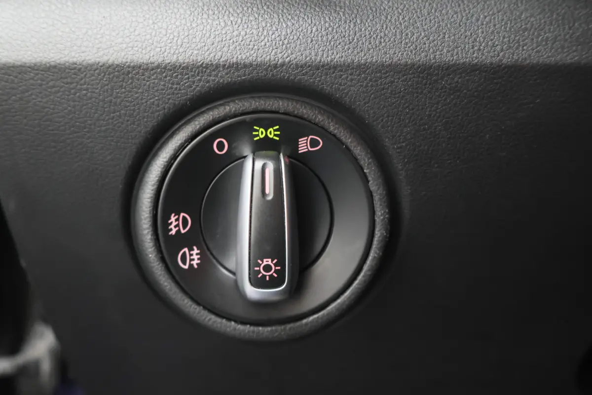 Up! 1.0 move up! 75 PK BlueMotion 5-Deurs, Airco, Cruise, Stoelverwarming, Bluetooth, Navigatie, PDC