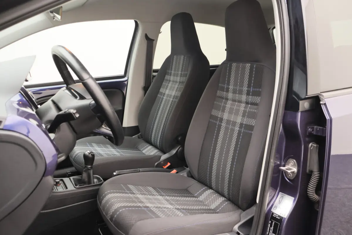 Up! 1.0 move up! 75 PK BlueMotion 5-Deurs, Airco, Cruise, Stoelverwarming, Bluetooth, Navigatie, PDC