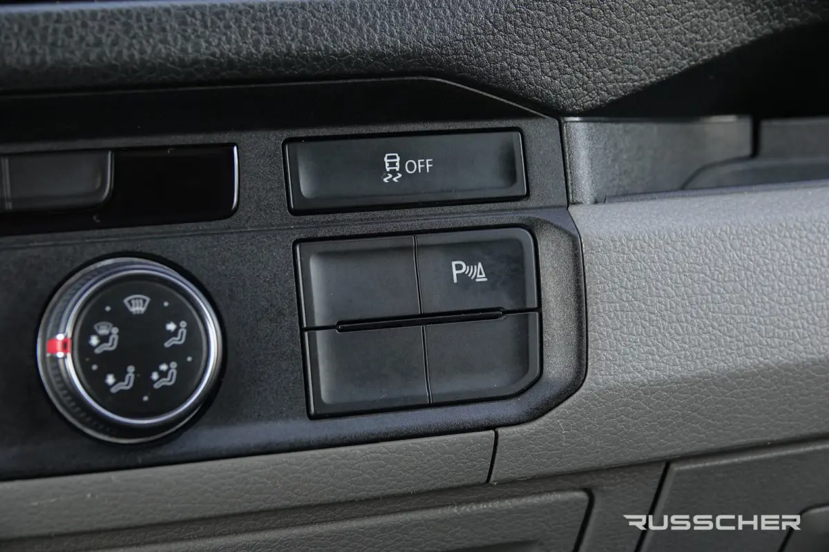 L3H2 | 2.0Tdi 140Pk | Stoel-Bank | Achteruitrijcamera | Leder | Trekhaak