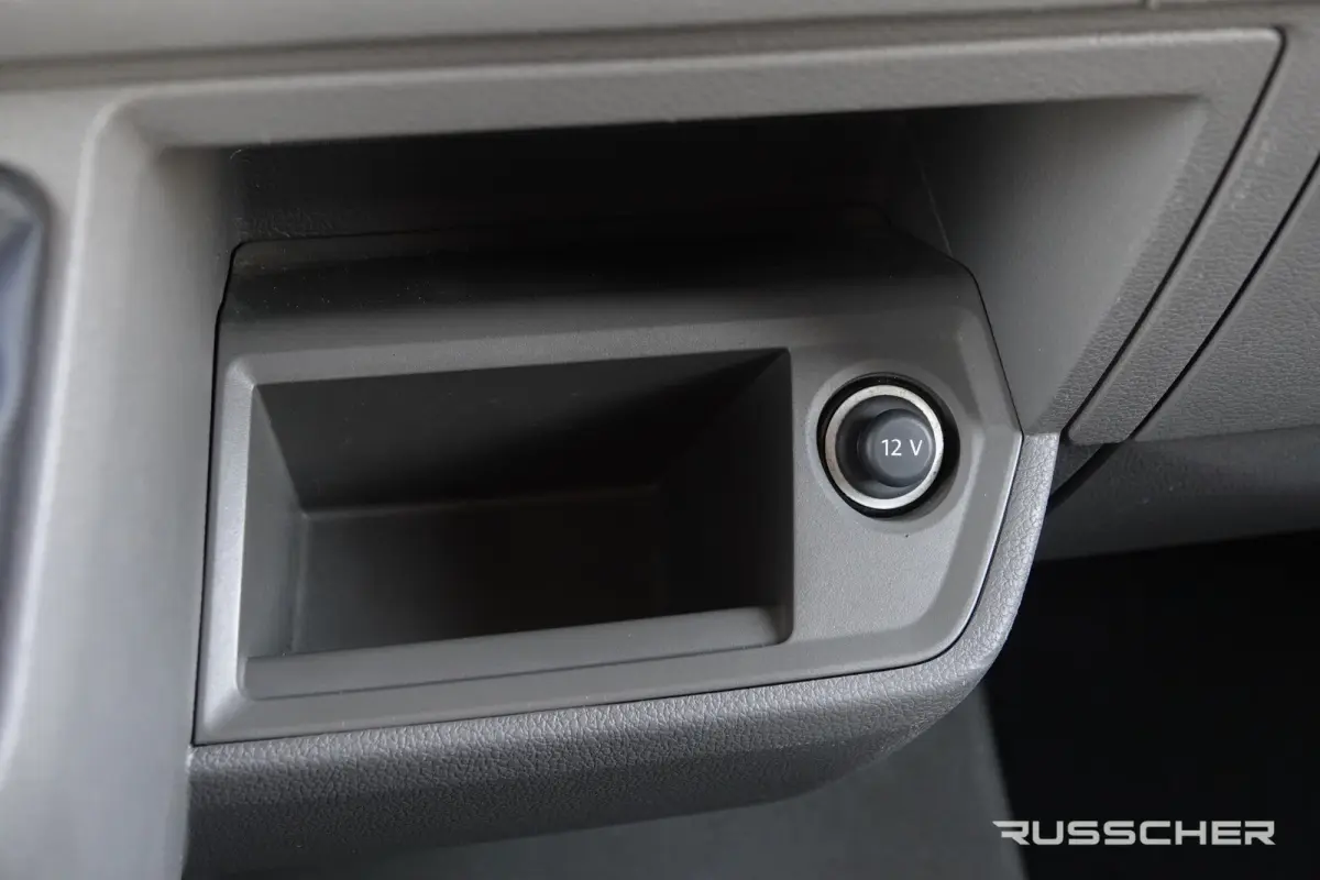 L3H2 | 2.0Tdi 140Pk | Stoel-Bank | Achteruitrijcamera | Leder | Trekhaak