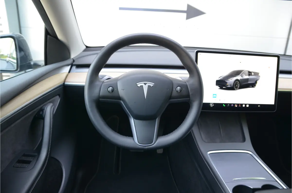 RWD 58 kWh AutoPilot3.0 Ryzen, LFP Accu, 20" Alu