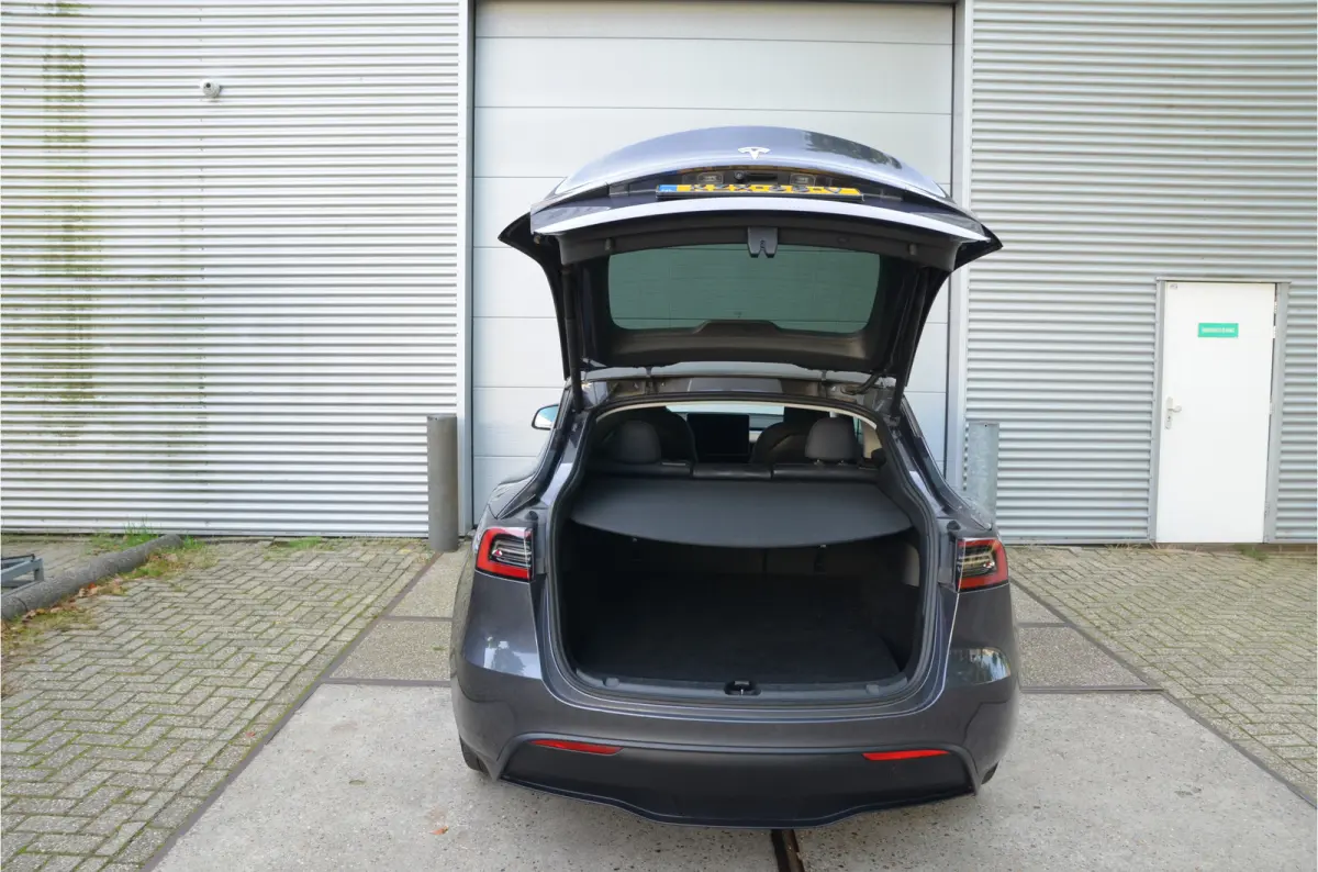 RWD 58 kWh AutoPilot3.0 Ryzen, LFP Accu, 20" Alu