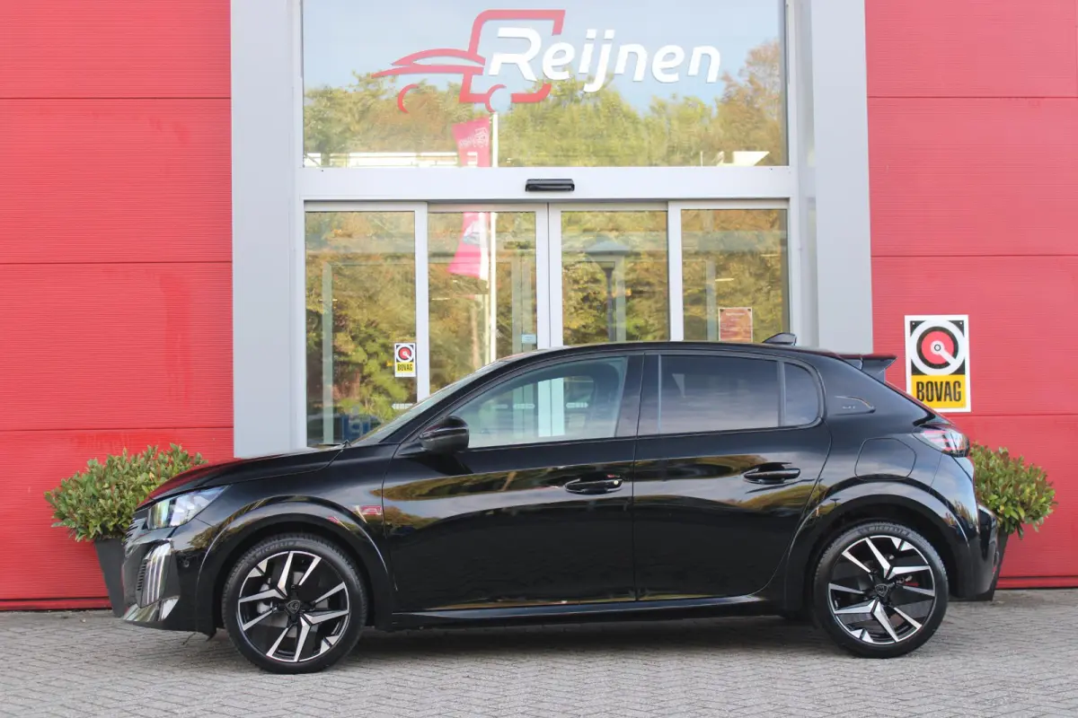 1.2 Hybrid 145PK AUTOMAAT GT PACK | ELEKTRISCH BEDIENBARE BESTUURDERSSTOEL MET MASSAGE FUNCTIE | ALCANTARA BEKLEDING | STOEL VERWARMING | CRUISE CONTROL | DAB+ RADIO | APPLE CARPLAY/ANDROID 