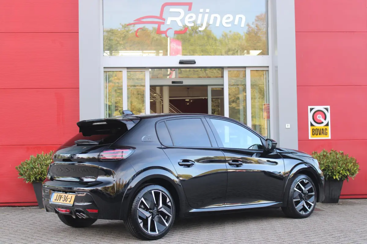 1.2 Hybrid 145PK AUTOMAAT GT PACK | ELEKTRISCH BEDIENBARE BESTUURDERSSTOEL MET MASSAGE FUNCTIE | ALCANTARA BEKLEDING | STOEL VERWARMING | CRUISE CONTROL | DAB+ RADIO | APPLE CARPLAY/ANDROID 