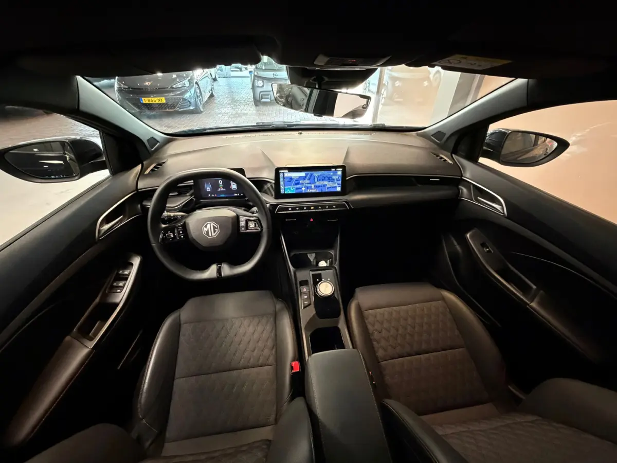 1.5 Hybrid+ Luxury | CAMERA | CAR PLAY | 360 CAMERA