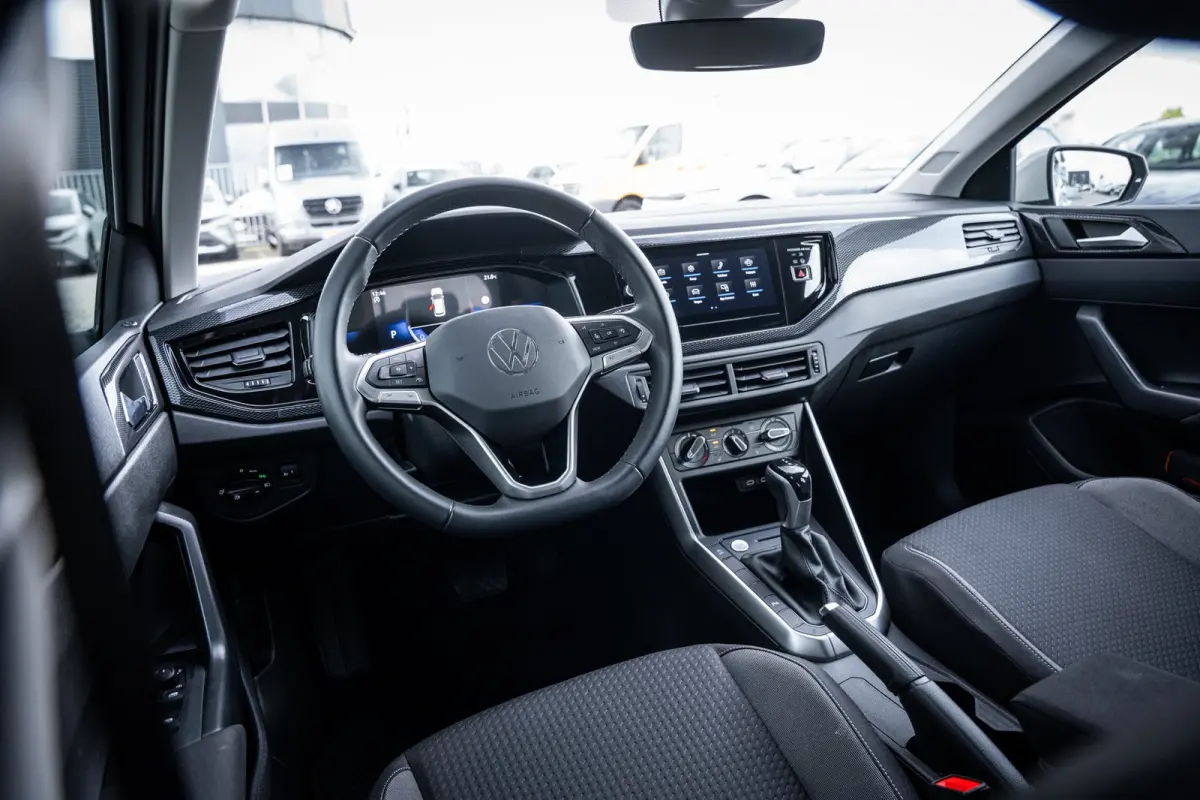 1.0 TSI Life Edition | Achteruitrijcamera | Airco | Cruise control adaptief met Stop&Go en stuurhulp