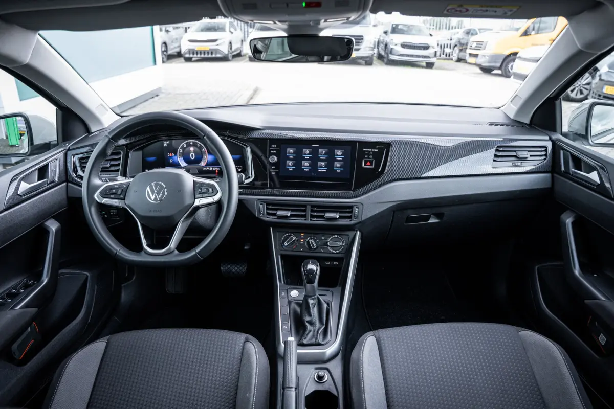 1.0 TSI Life Edition | Achteruitrijcamera | Airco | Cruise control adaptief met Stop&Go en stuurhulp