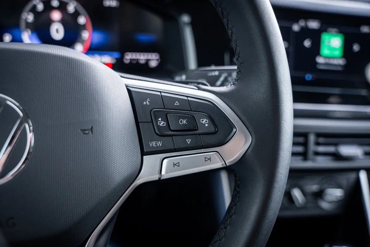 1.0 TSI Life Edition | Achteruitrijcamera | Airco | Cruise control adaptief met Stop&Go en stuurhulp