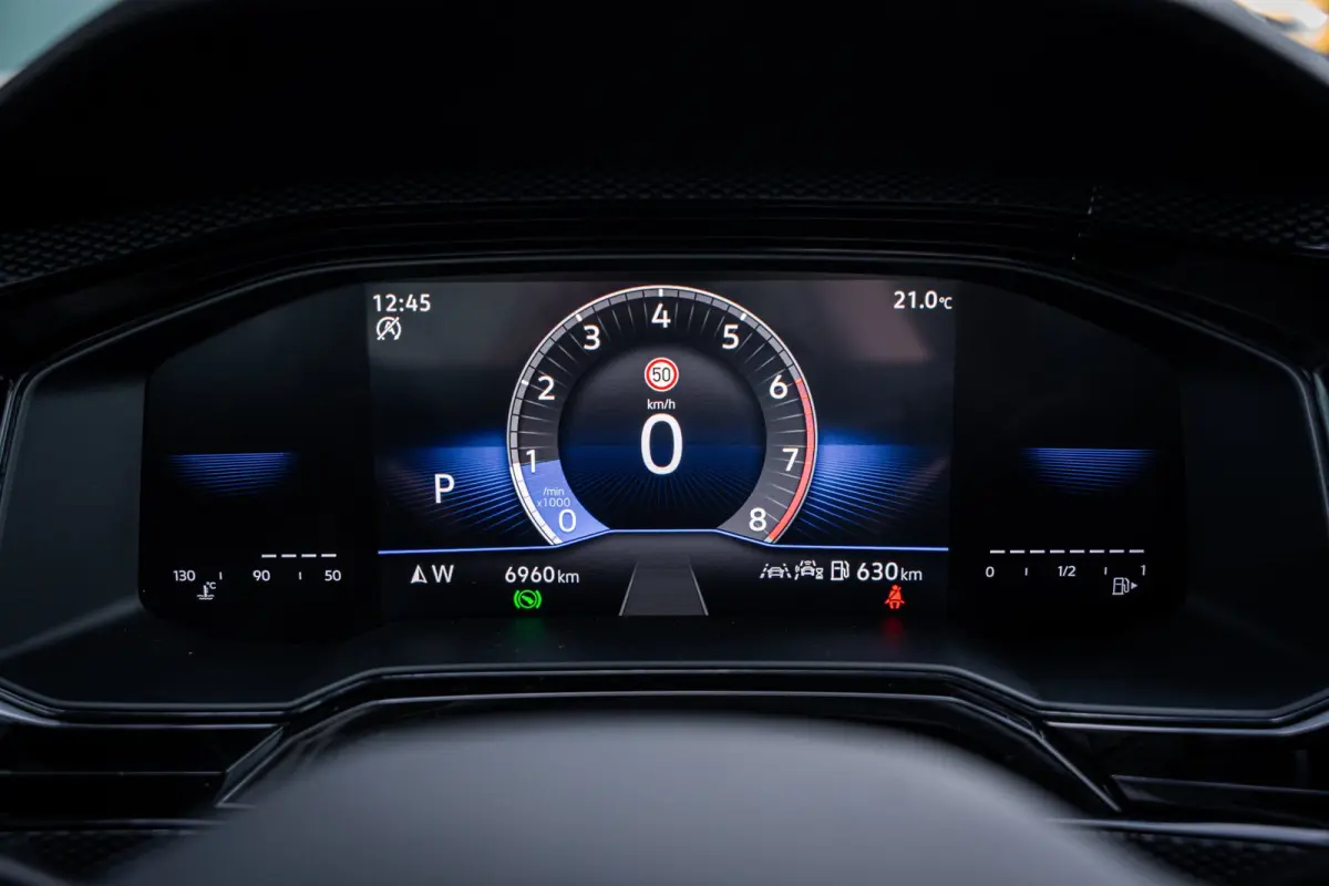 1.0 TSI Life Edition | Achteruitrijcamera | Airco | Cruise control adaptief met Stop&Go en stuurhulp