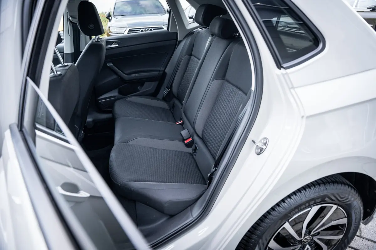 1.0 TSI Life Edition | Achteruitrijcamera | Airco | Cruise control adaptief met Stop&Go en stuurhulp