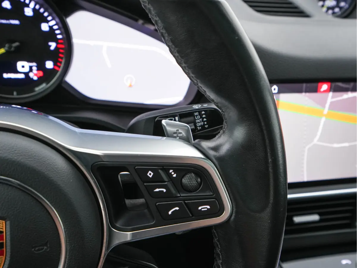 3.0 E-Hybrid AWD (Plug-in) {SoH-94%} (INCL-BTW) Aut. *PANO | LEATHER | FULL-LED | SPORT-CHRONO | TOPVIEW | ADAPTIVE-CRUISE | BOSE-AUDIO | DAB+ | NAVI-FULLMAP | SPORTSEATS | SHIFTPADDLES | KE