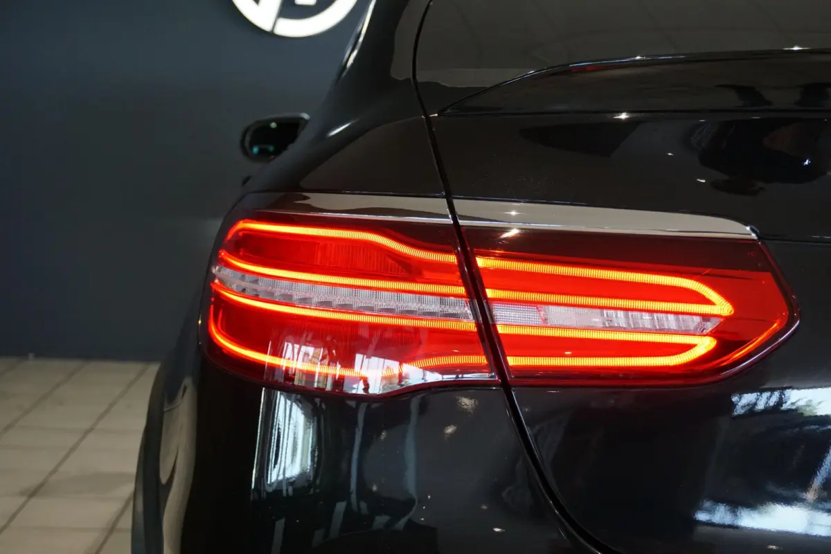 AMG 43 4MATIC 367PK + BURMESTER / 360 CAMERA / SCHUIFDAK