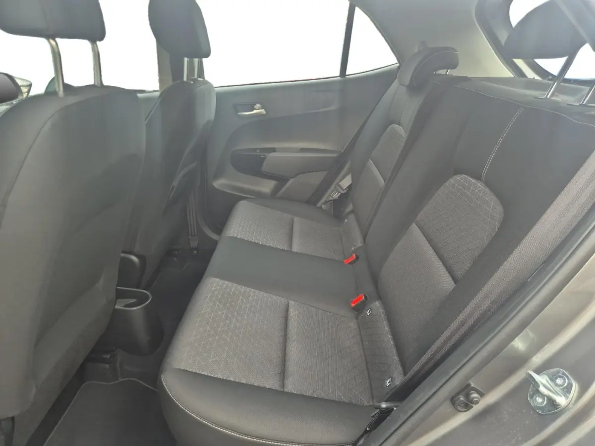 1.0 DPi DynamicLine | Automaat | Airco | Bluetooth | Camera | Cruise Control | LM Velgen | Navigatie |