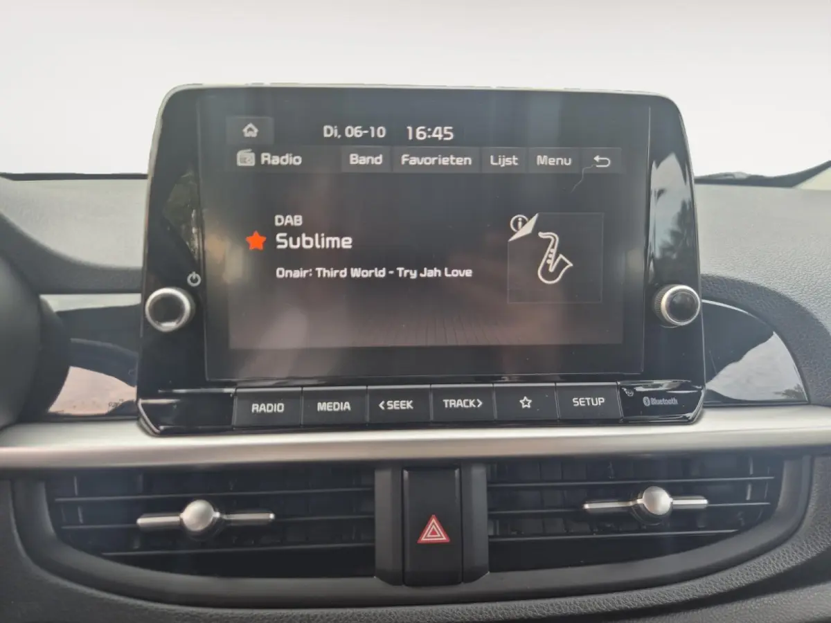 1.0 DPi DynamicLine | Automaat | Airco | Bluetooth | Camera | Cruise Control | LM Velgen | Navigatie |