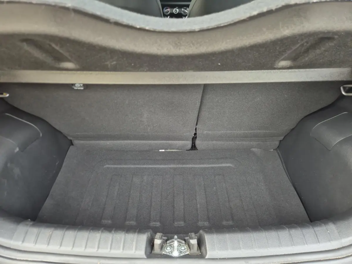 1.0 DPi DynamicLine | Automaat | Airco | Bluetooth | Camera | Cruise Control | LM Velgen | Navigatie |