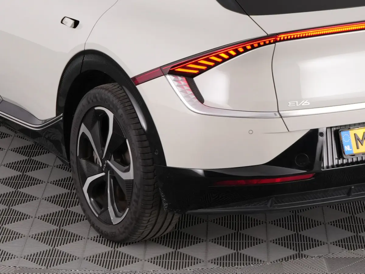 Edition Advanced 77.4 kWh *SOH 97.6* Head-Up | LEDER | EL. STOELEN | LEDER | FUll LED !