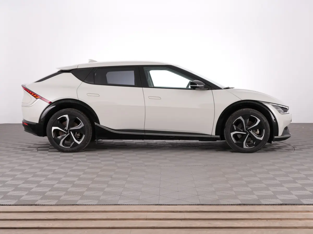 Edition Advanced 77.4 kWh *SOH 97.6* Head-Up | LEDER | EL. STOELEN | LEDER | FUll LED !