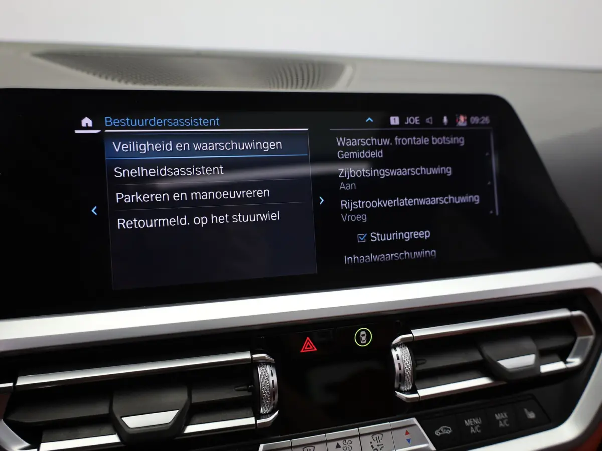 330e High Executive | Schuif/Kanteldak | Head up | Laser Led | Memory | Harman Kardon | Trekhaak | Prijs Rijklaar!!