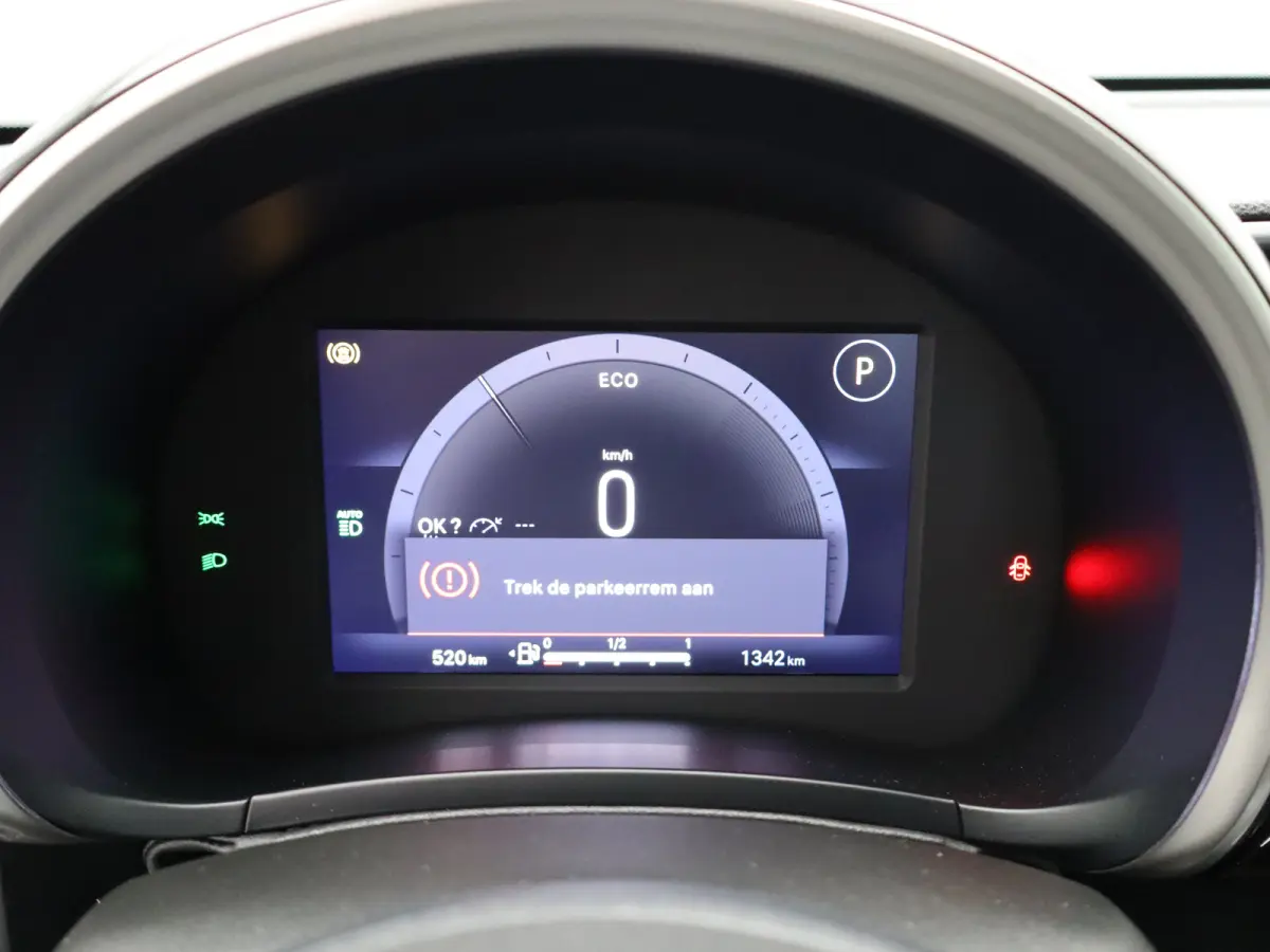 1.2 Hybrid Icon | Automaat | Carplay | Cruise | Clima | Navi | 17"LMV | PDC V+A |