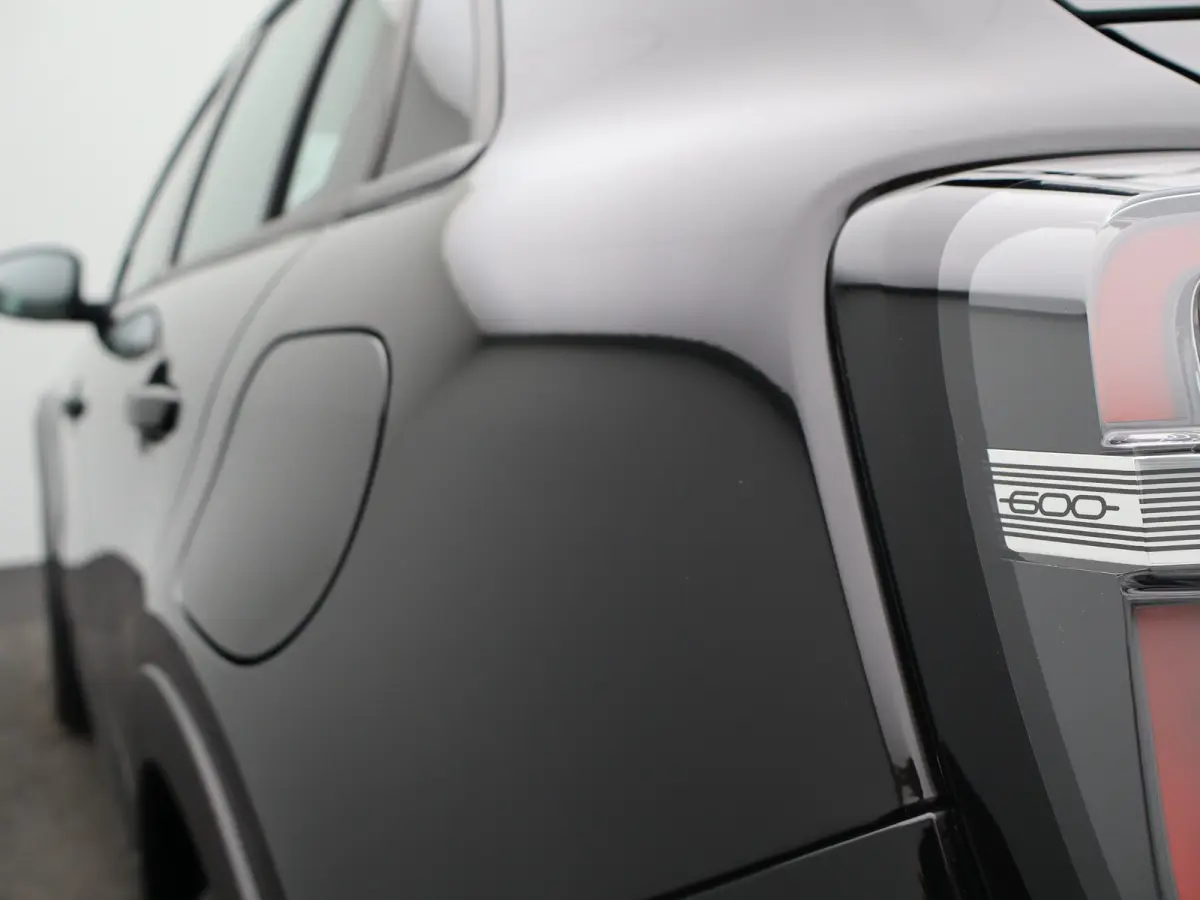 1.2 Hybrid Icon | Automaat | Carplay | Cruise | Clima | Navi | 17"LMV | PDC V+A |