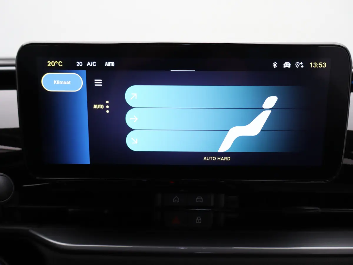 1.2 Hybrid Icon | Automaat | Carplay | Cruise | Clima | Navi | 17"LMV | PDC V+A |
