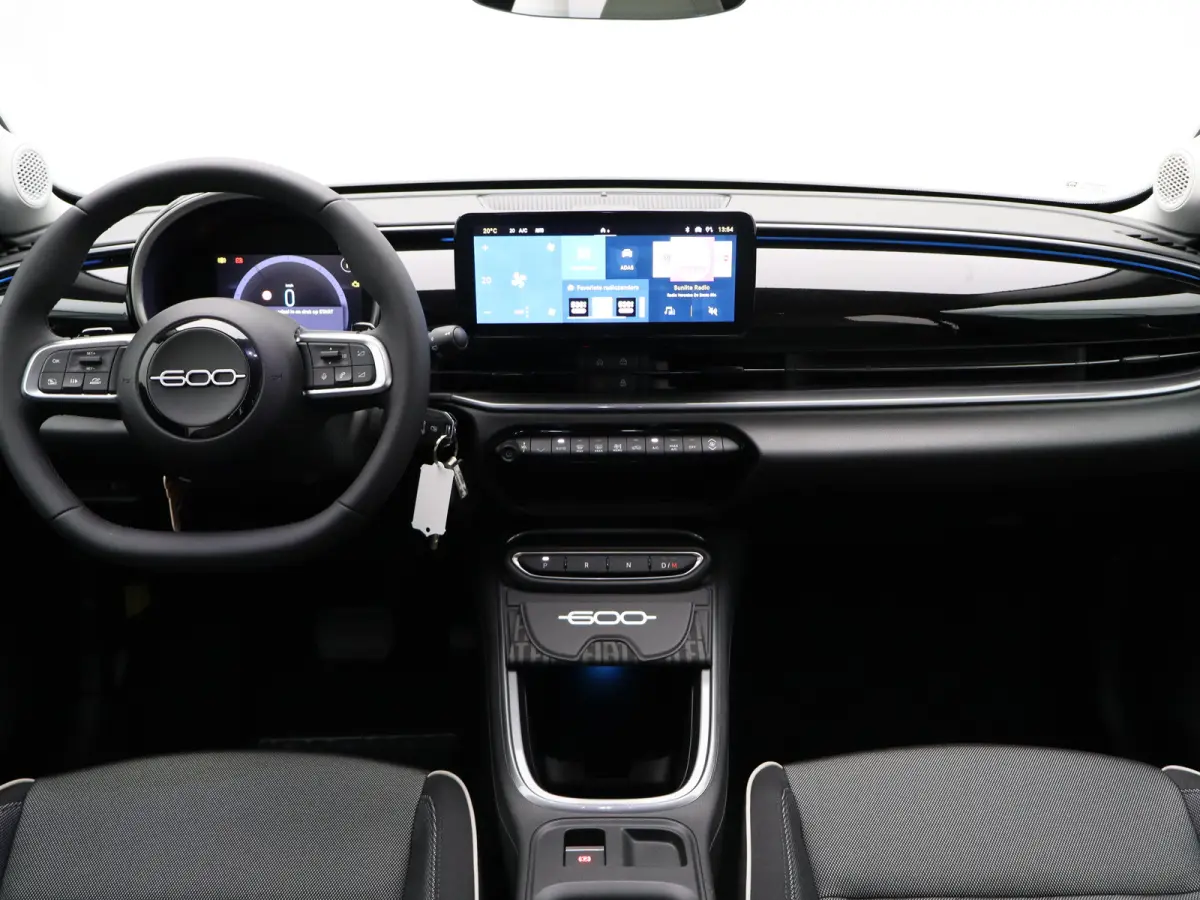 1.2 Hybrid Icon | Automaat | Carplay | Cruise | Clima | Navi | 17"LMV | PDC V+A |