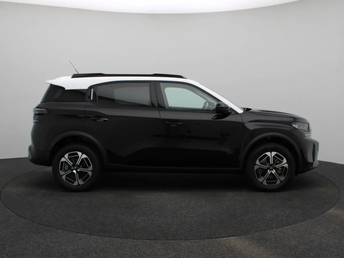 1.2 Hybrid 145pk Max | 8 Jaar Fabrieksgarantie | Camera | Parkeersensoren Voor en Achter | Apple Carplay/Android Auto | Cruise Control | Dodehoek Detectie | 17" Lichtmetalen Velgen