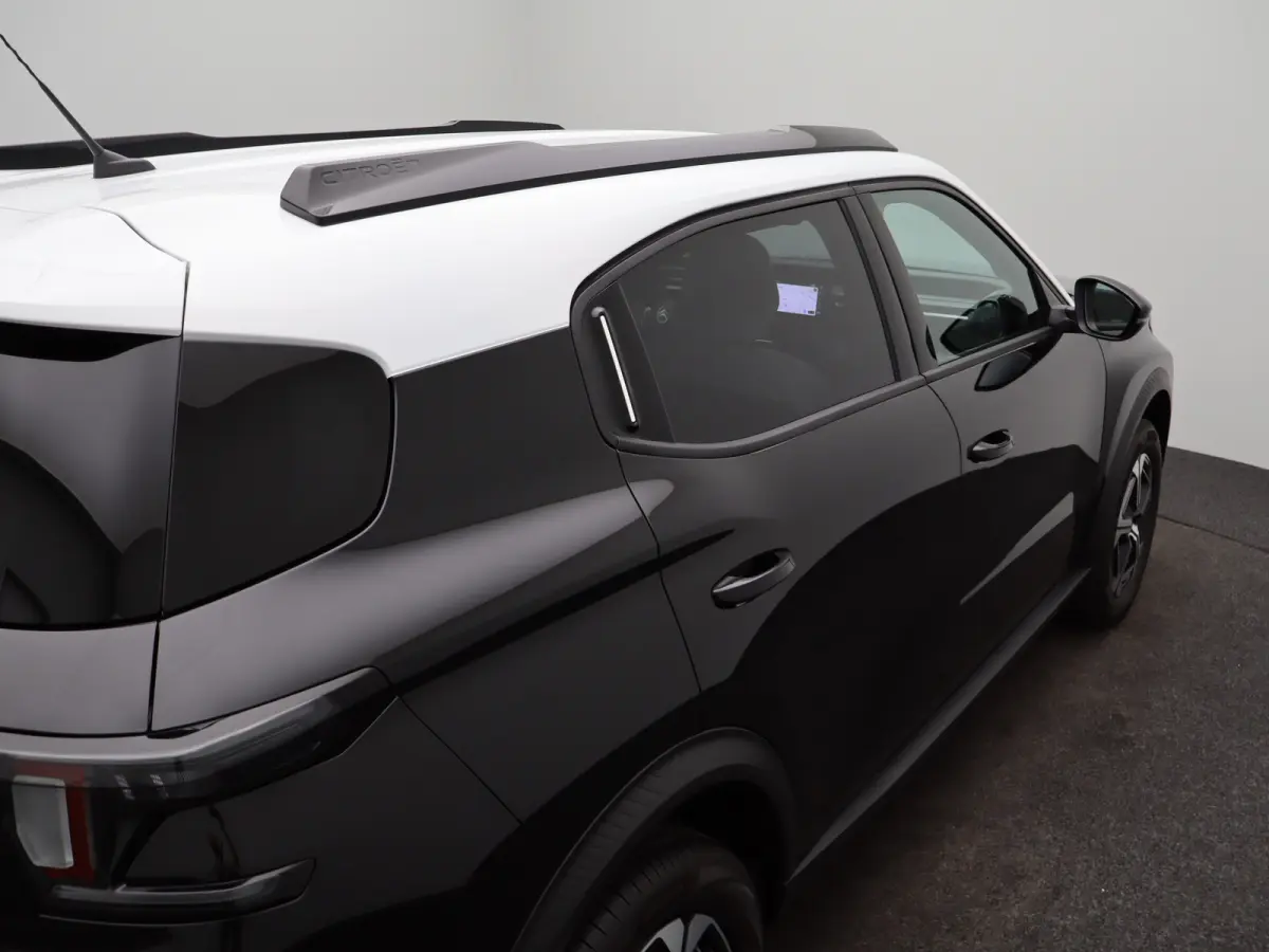 1.2 Hybrid 145pk Max | 8 Jaar Fabrieksgarantie | Camera | Parkeersensoren Voor en Achter | Apple Carplay/Android Auto | Cruise Control | Dodehoek Detectie | 17" Lichtmetalen Velgen