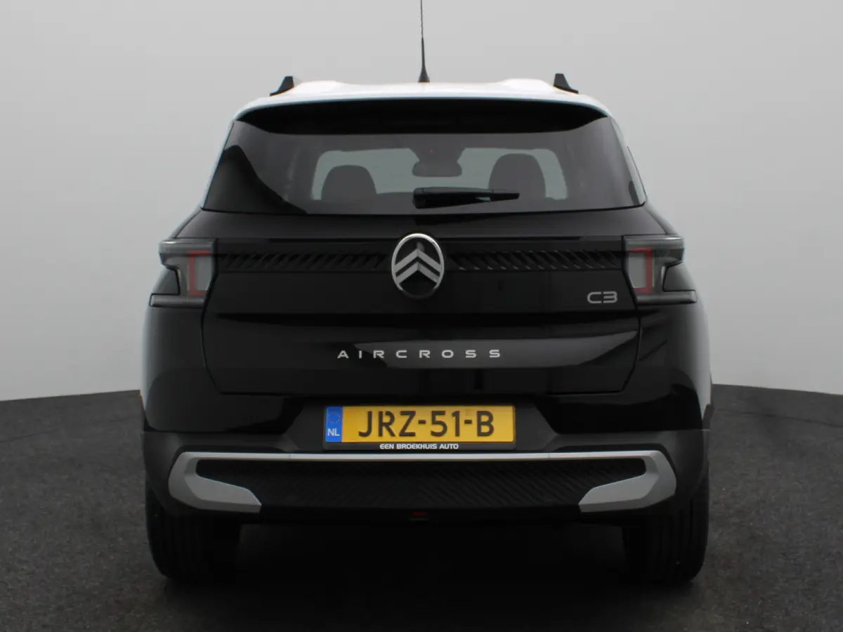 1.2 Hybrid 145pk Max | 8 Jaar Fabrieksgarantie | Camera | Parkeersensoren Voor en Achter | Apple Carplay/Android Auto | Cruise Control | Dodehoek Detectie | 17" Lichtmetalen Velgen