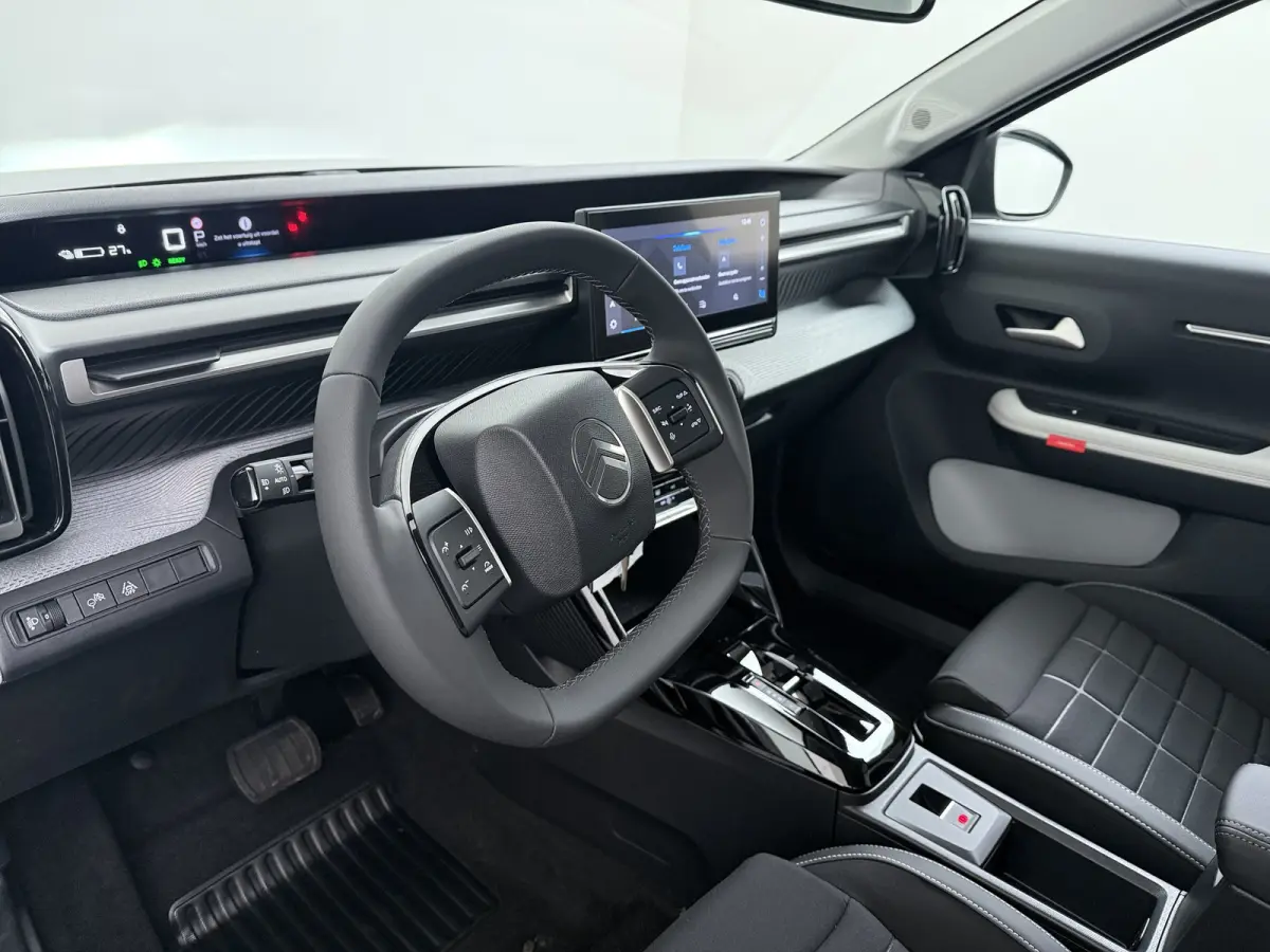 Max 113pk Comfort Range 44 kWh | Achteruitrijcamera | Afwijkende dakkleur | Apple Carplay/Android Auto|telefoonintegratie premium