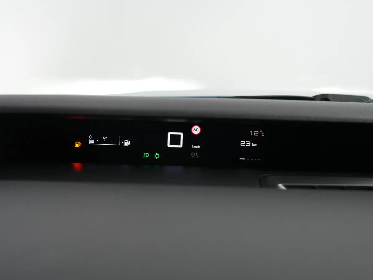 1.2 Turbo 100pk Plus | Achteruitrijcamera | Buitenspiegels elektrisch inklapbaar | Buitenspiegels elektrisch verstelbaar