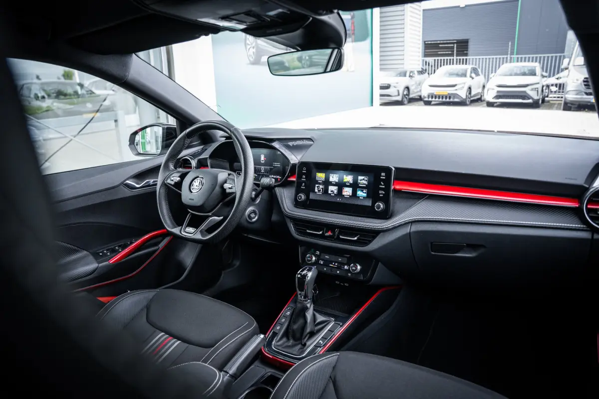 1.0 TSI Monte Carlo | Achteruitrijcamera | Airco (automatisch) | Cruise control