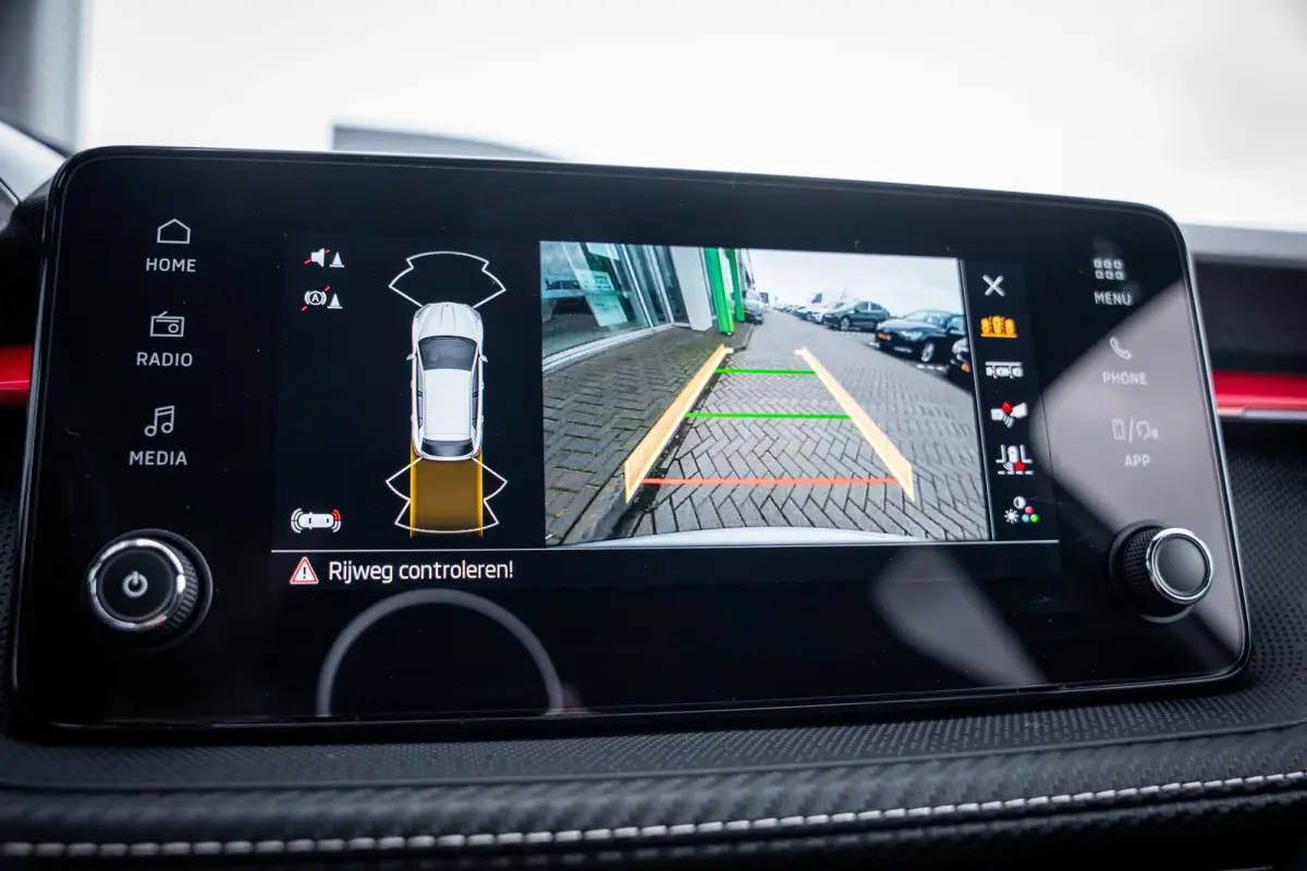 1.0 TSI Monte Carlo | Achteruitrijcamera | Airco (automatisch) | Cruise control