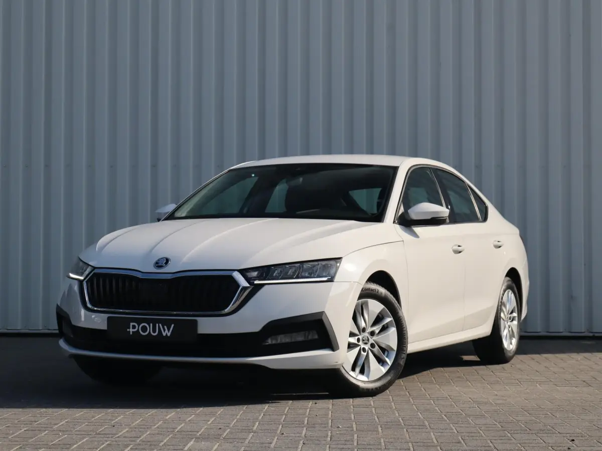 1.0 TSI 110pk Ambition | Cruise Control | Apple Carplay/Android Auto | LED Koplampen | Parkeersensor Achter