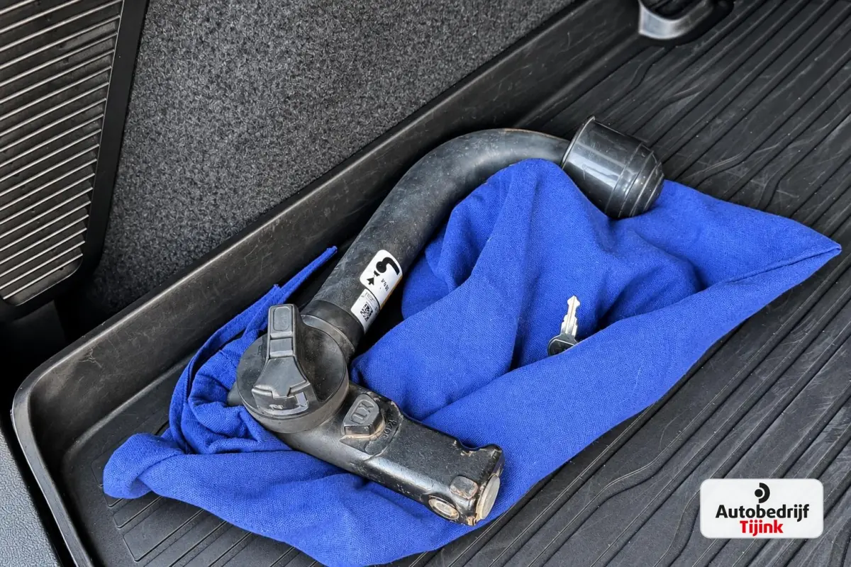 2.5 PHEV Graphite Tech Edition | LED | Trekhaak | Keyless | BLIS | Camera | B&O | App-connect | Stoelverwarming voor + achter | Elek. achterklep | Stuurverwarming |