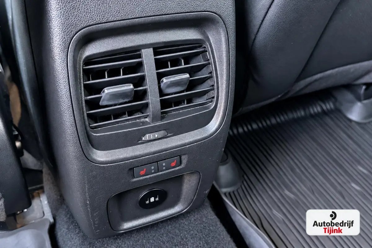 2.5 PHEV Graphite Tech Edition | LED | Trekhaak | Keyless | BLIS | Camera | B&O | App-connect | Stoelverwarming voor + achter | Elek. achterklep | Stuurverwarming |