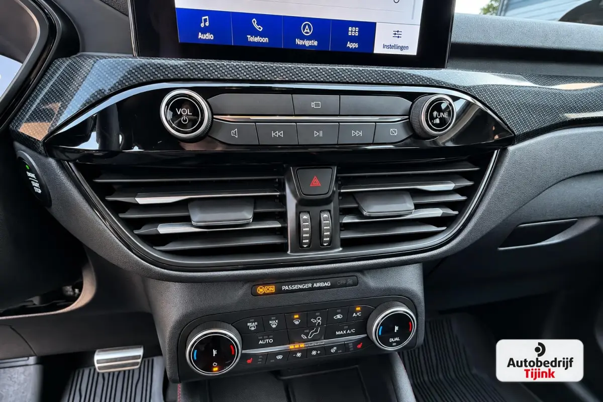2.5 PHEV Graphite Tech Edition | LED | Trekhaak | Keyless | BLIS | Camera | B&O | App-connect | Stoelverwarming voor + achter | Elek. achterklep | Stuurverwarming |