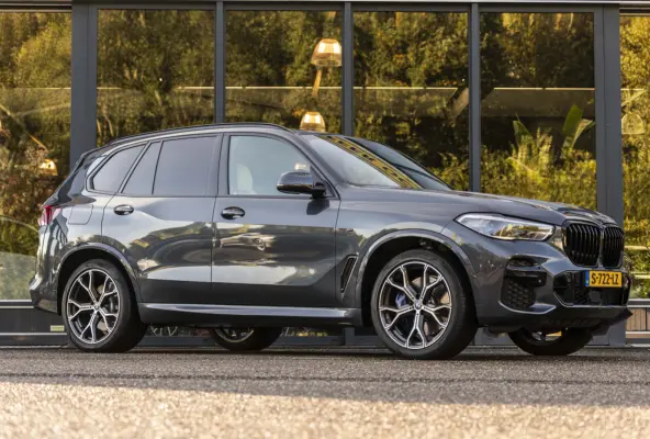 xDrive45e High Executive | M-pakket | Panoramadak | HUD