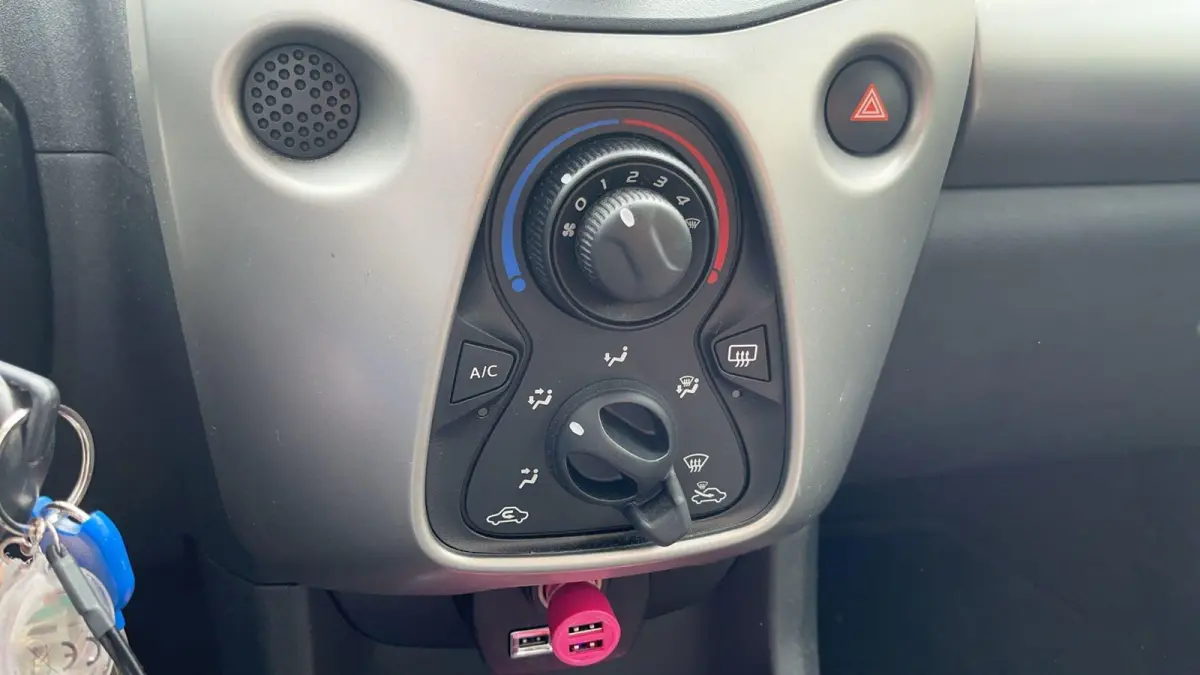 1.0 e-VTi Blue Lion | airco |