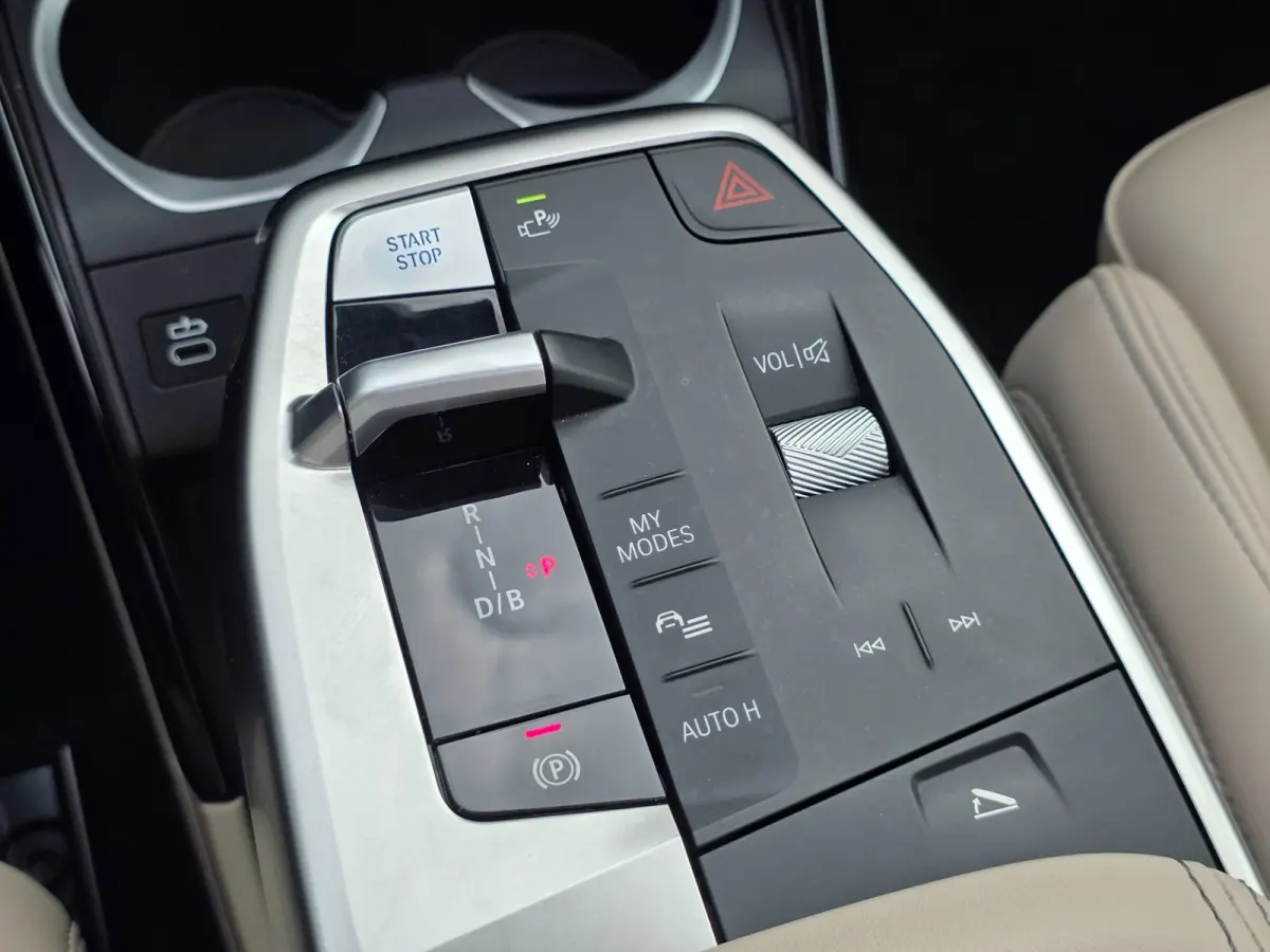 EDrive20 67 kWh | NAP | 100% SOH | PANO | LEDER | TREKHAAK