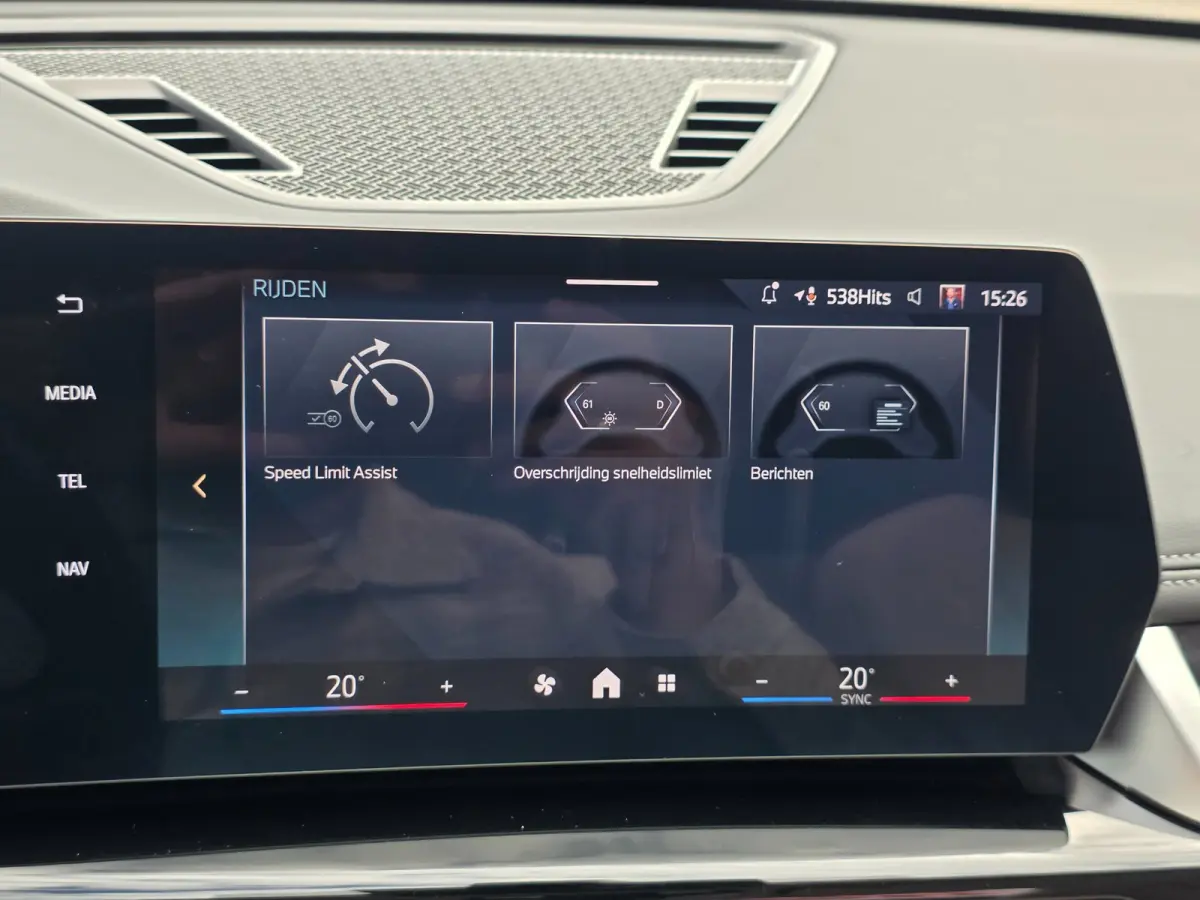 EDrive20 67 kWh | NAP | 100% SOH | PANO | LEDER | TREKHAAK