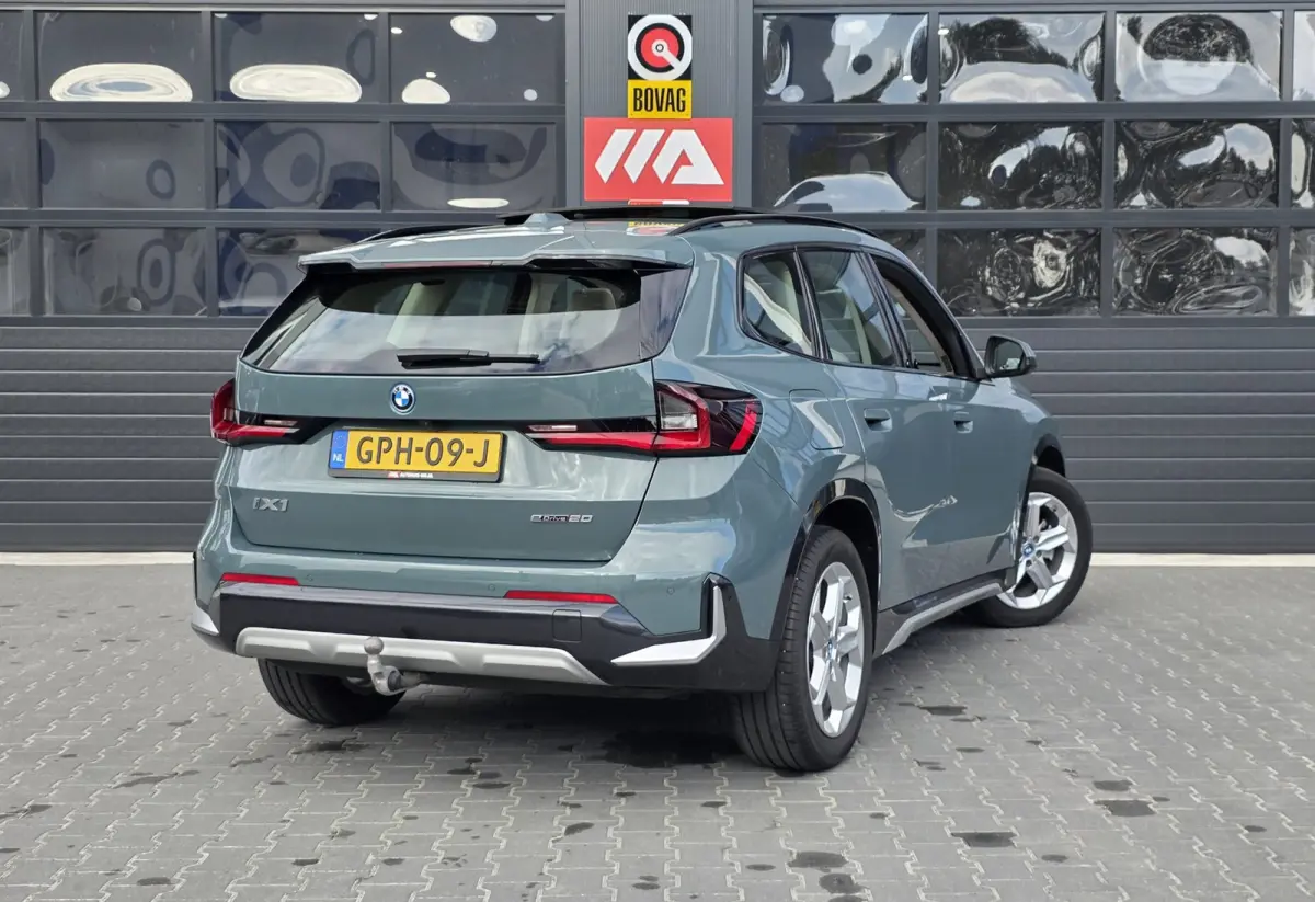 EDrive20 67 kWh | NAP | 100% SOH | PANO | LEDER | TREKHAAK