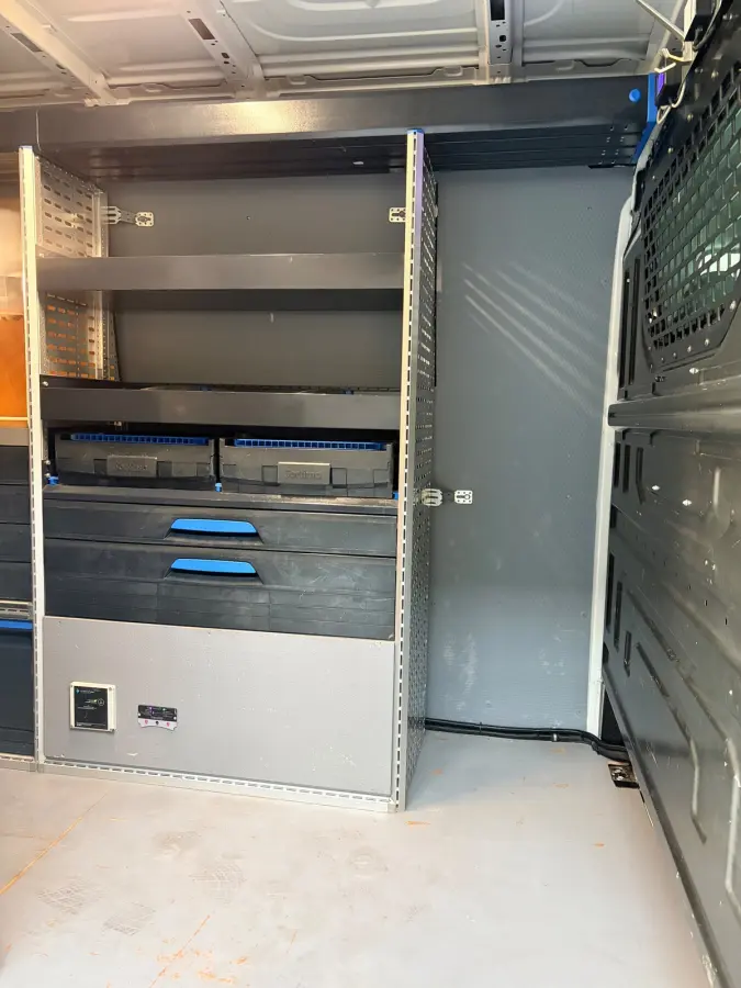 Servicewagen 35 2.0 TDI 140pk L3H3 Highline Sortimo Victron v230 Standkachel Trekhaak 3000KG RIJKLAARPRIJS