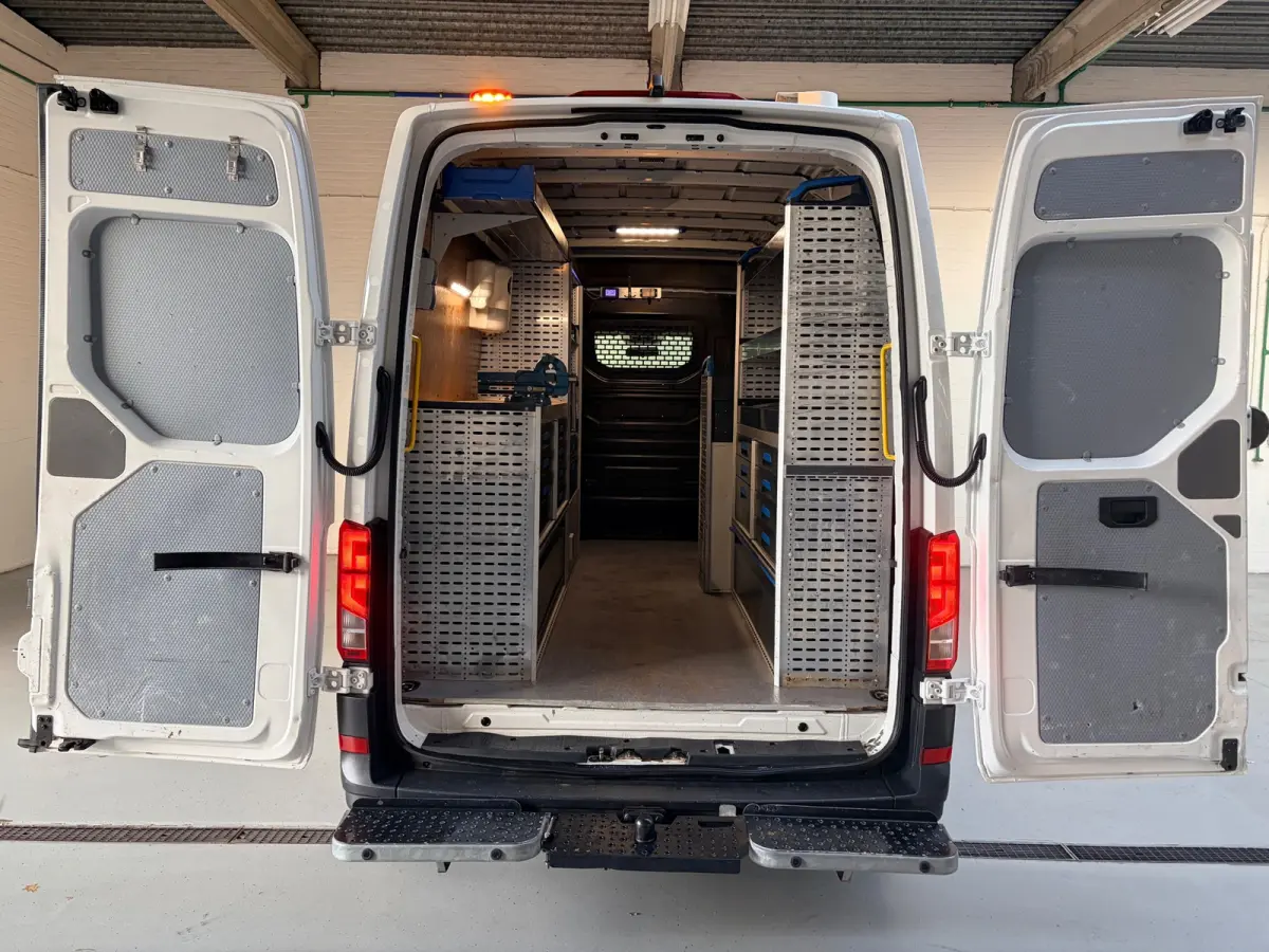 Servicewagen 35 2.0 TDI 140pk L3H3 Highline Sortimo Victron v230 Standkachel Trekhaak 3000KG RIJKLAARPRIJS