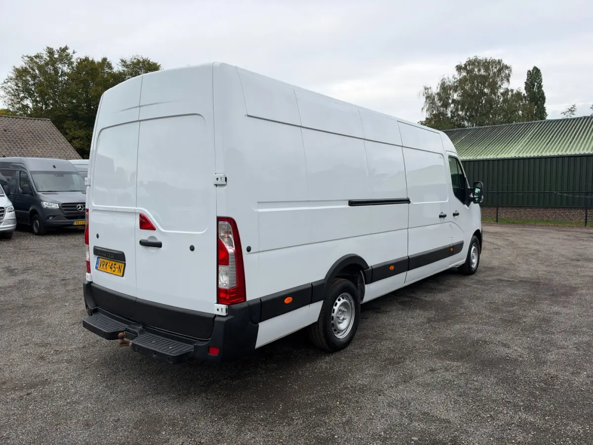 T35 2.3 dCi 165 L4H2 EL Energy Comfort Airco / Cruise