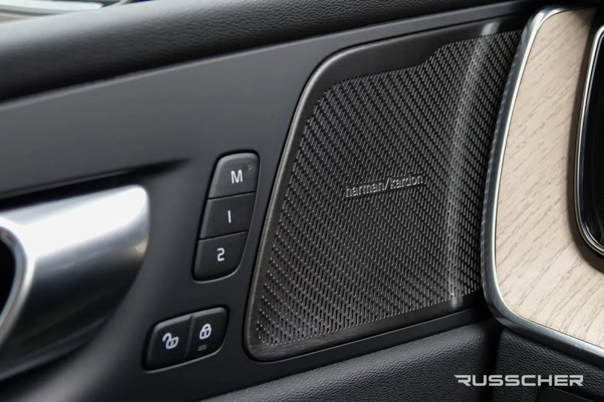 2.0 T8 456Pk | Plug-in hybrid | Plus Dark | AWD | Leder | Harman-Kardon | 360° Camera | 22''