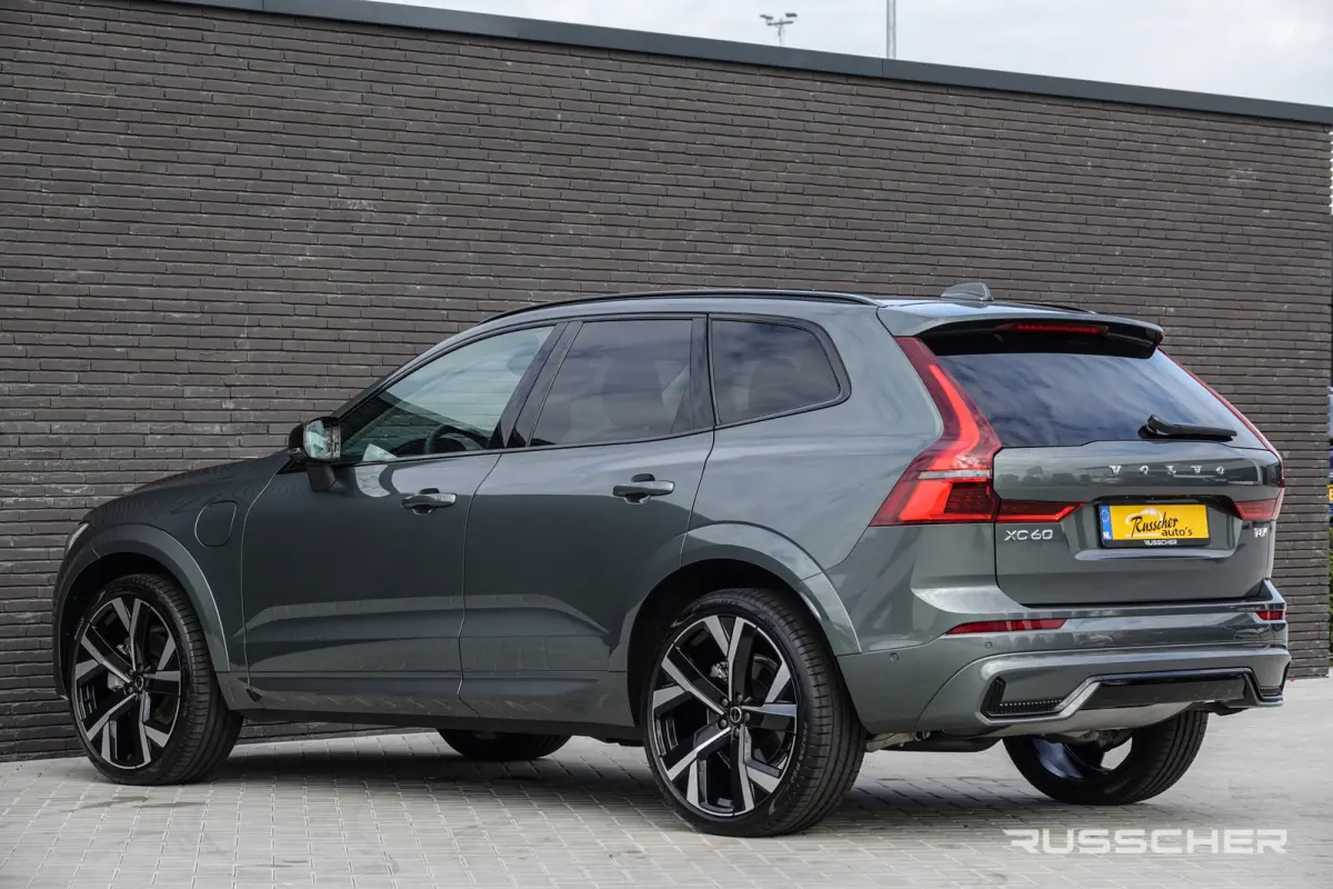 2.0 T8 456Pk | Plug-in hybrid | Plus Dark | AWD | Leder | Harman-Kardon | 360° Camera | 22''