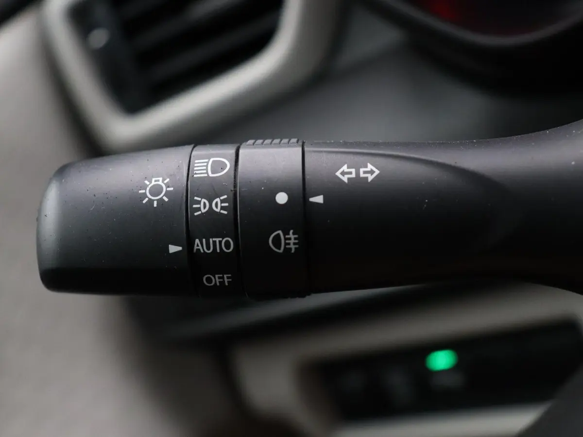 1.2 Comfort Smart Hybrid | Achteruitrijcamera | Stoelverwarming | Adaptieve cruise control | Navigatie |